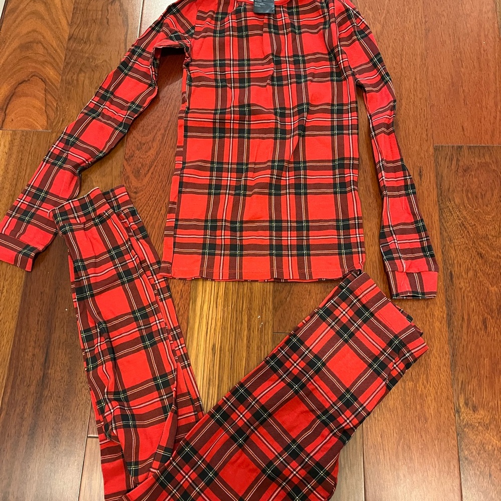 NWOT Plaid Red Kids Pajamas
